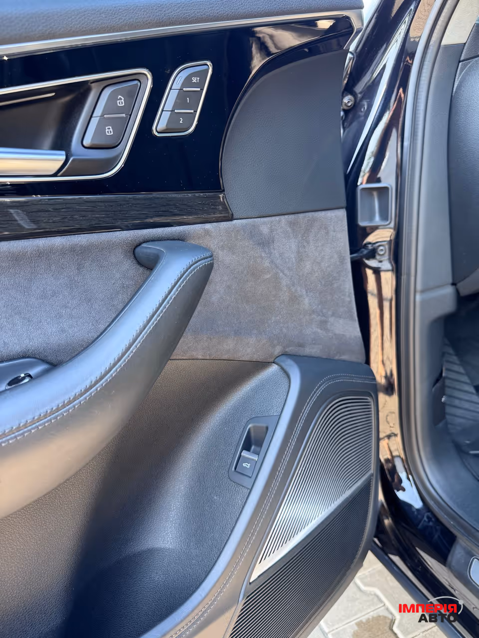 Audi Q7 - фото 20