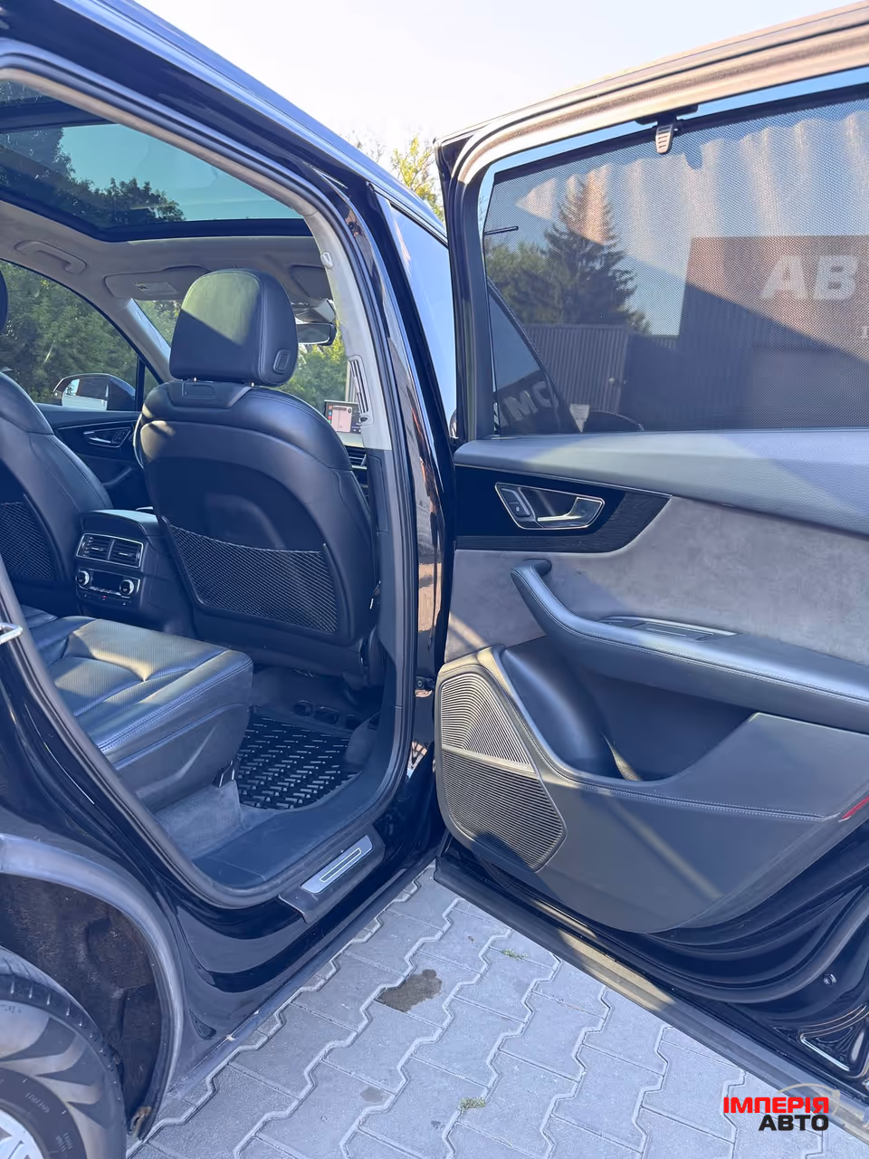 Audi Q7 - фото 10