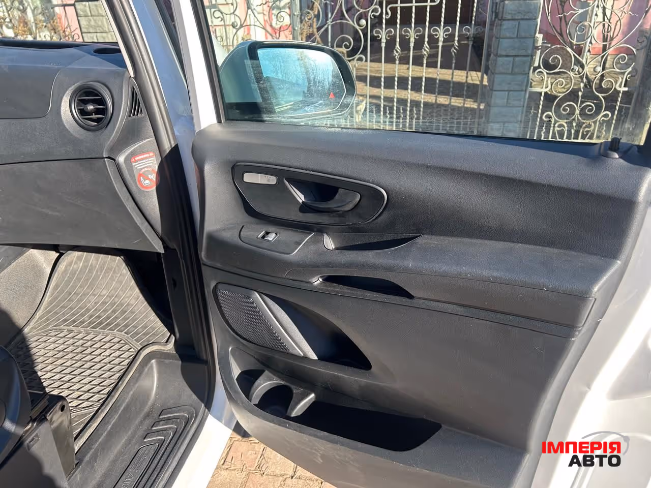 Mercedes-Benz Vito - фото 12