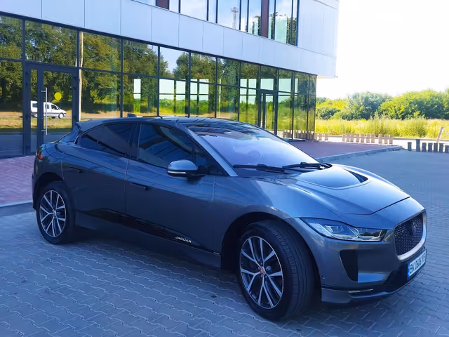 Jaguar I-Pace - зображення 2