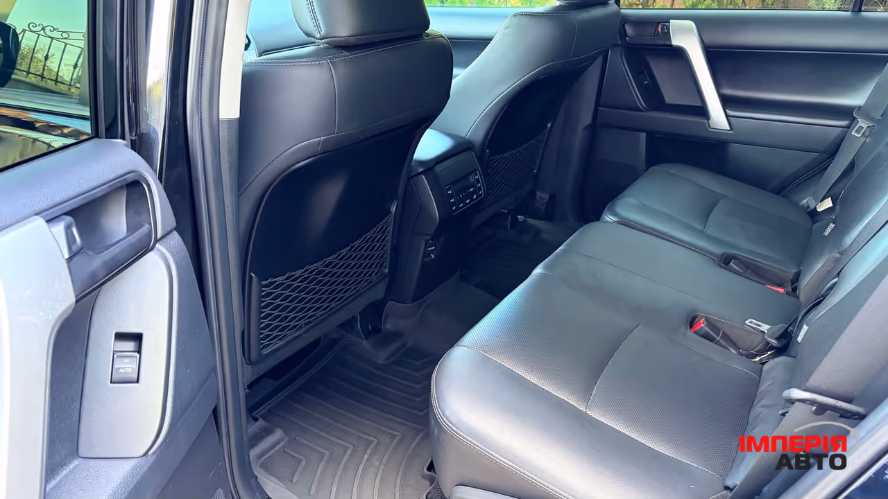 Toyota Land Cruiser Prado - фото 29