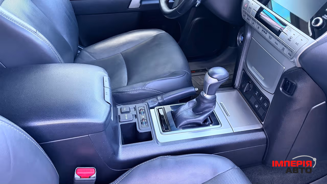 Toyota Land Cruiser Prado - фото 25