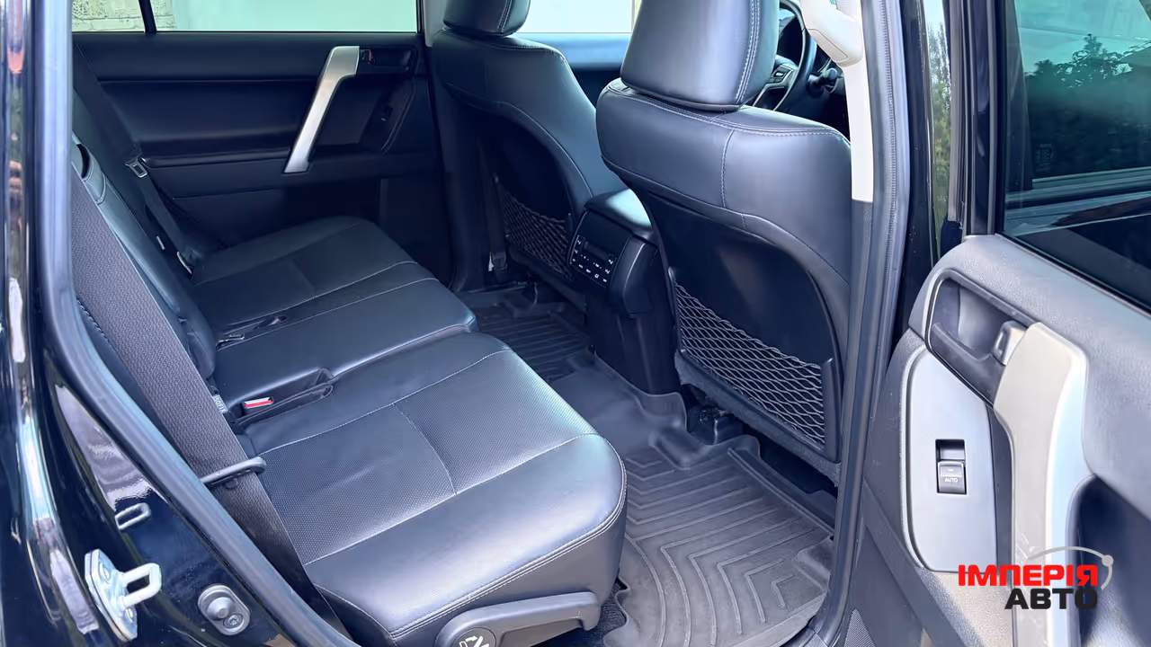 Toyota Land Cruiser Prado - фото 27