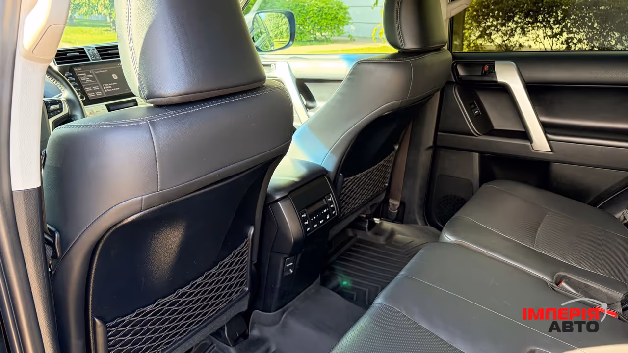 Toyota Land Cruiser Prado - фото 38