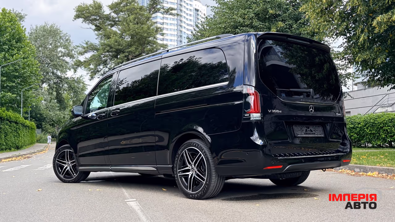 Mercedes-Benz V-Класс - фото 9
