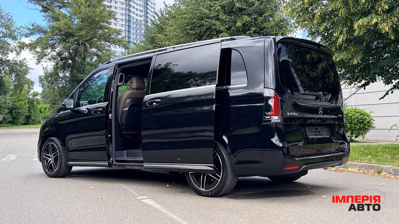 Mercedes-Benz V-Класс - фото 21