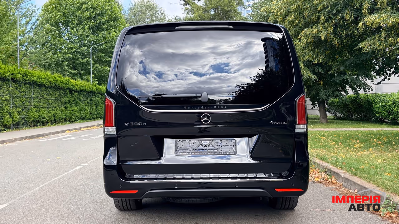 Mercedes-Benz V-Класс - фото 39