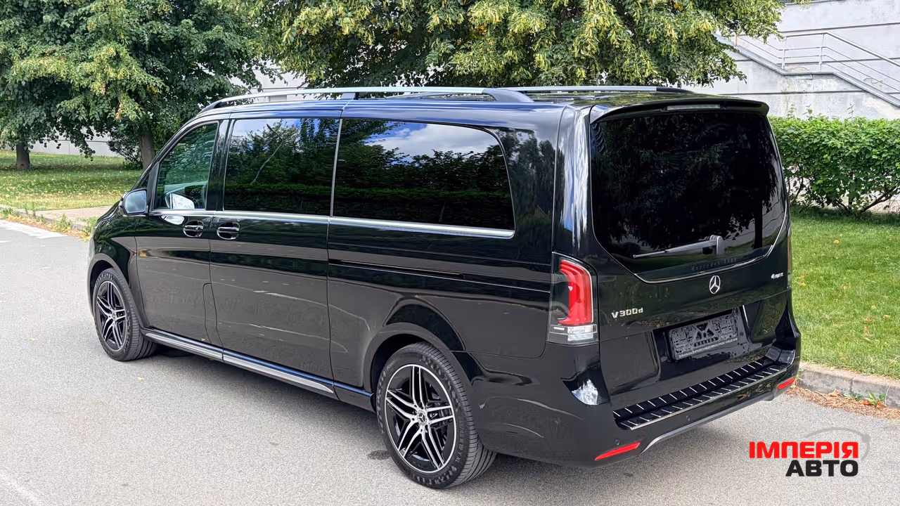Mercedes-Benz V-Класс - фото 24