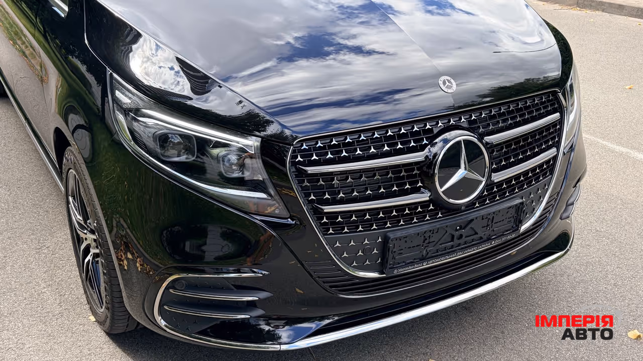 Mercedes-Benz V-Класс - фото 32