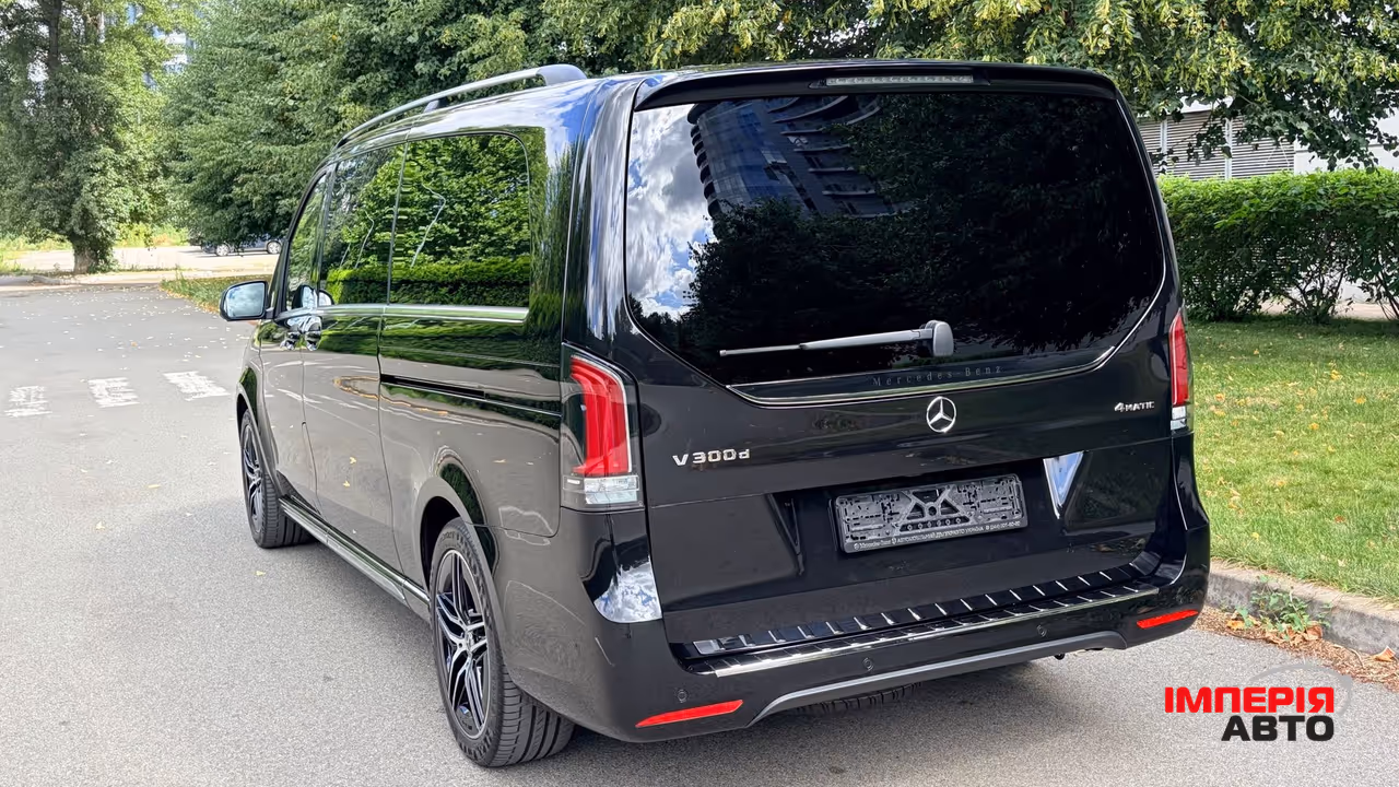 Mercedes-Benz V-Класс - фото 22