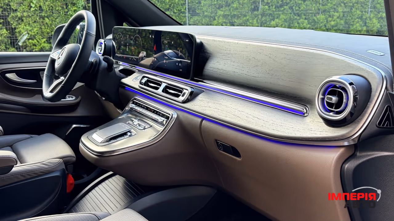 Mercedes-Benz V-Класс - фото 71