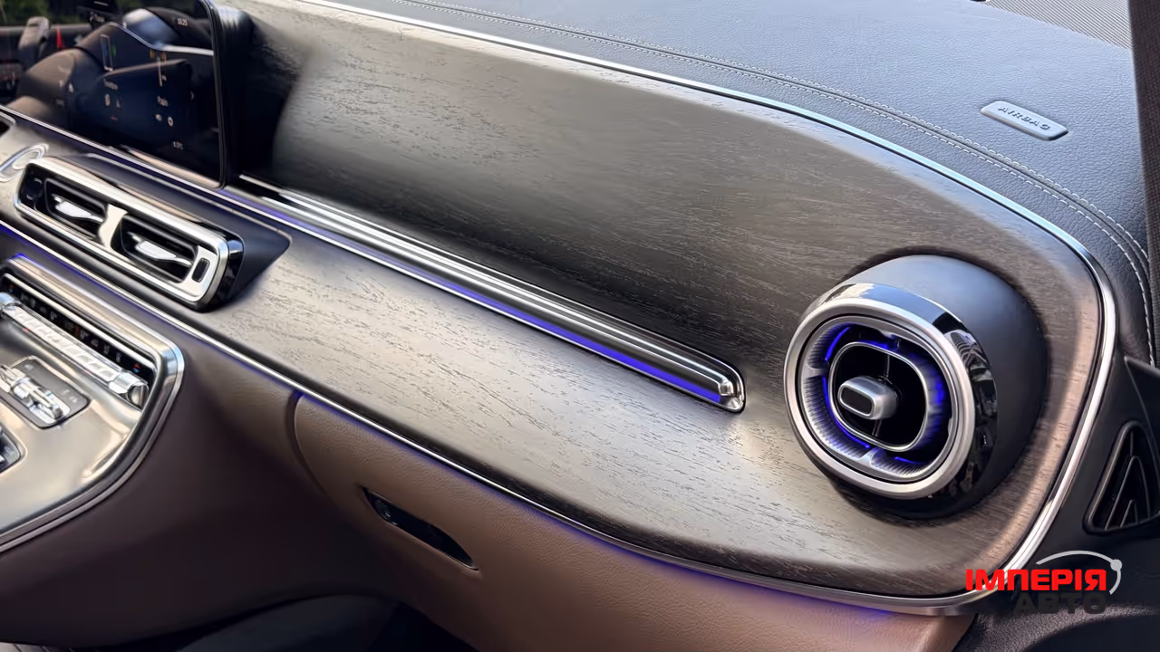 Mercedes-Benz V-Класс - фото 70