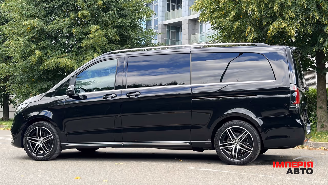 Mercedes-Benz V-Класс - фото 18