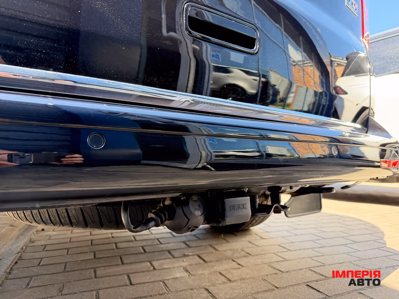 Volkswagen Multivan - фото 7