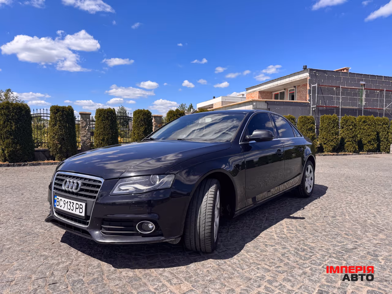 Audi A4 - фото 9