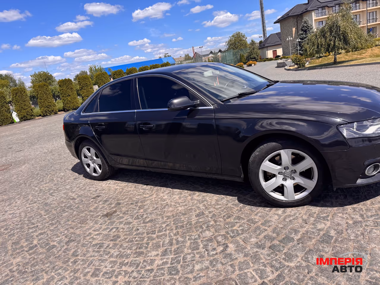 Audi A4 - фото 7