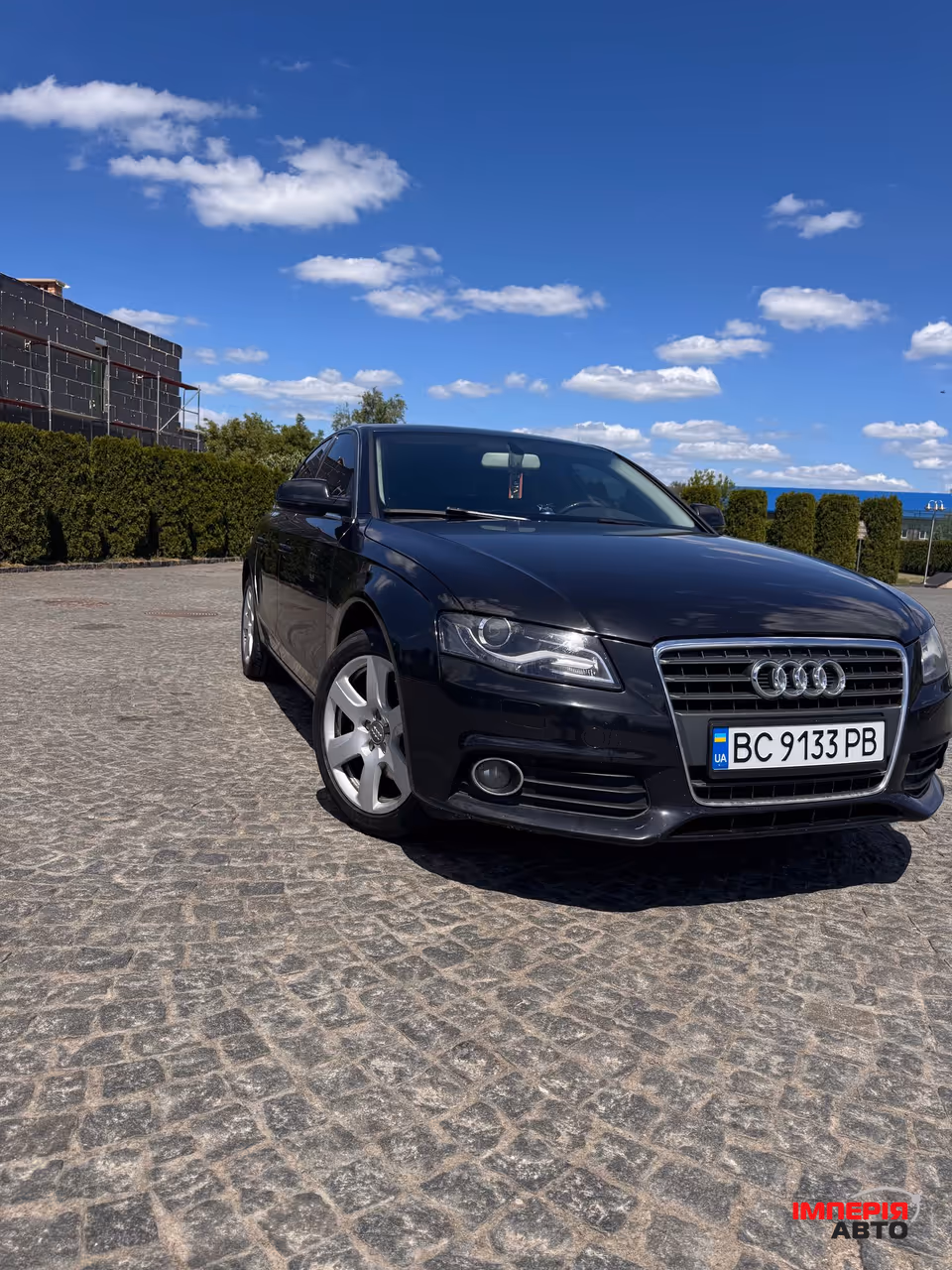Audi A4 - фото 8