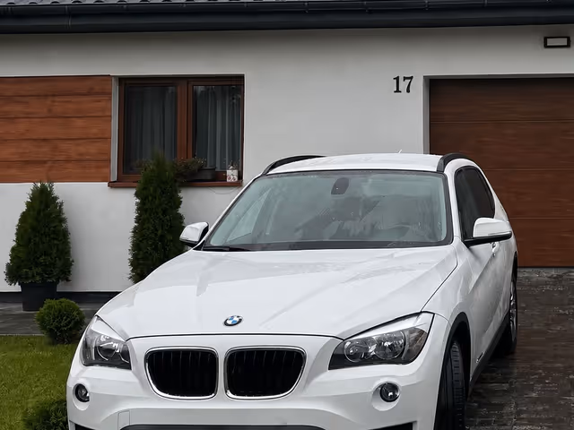 BMW X1 - зображення 1