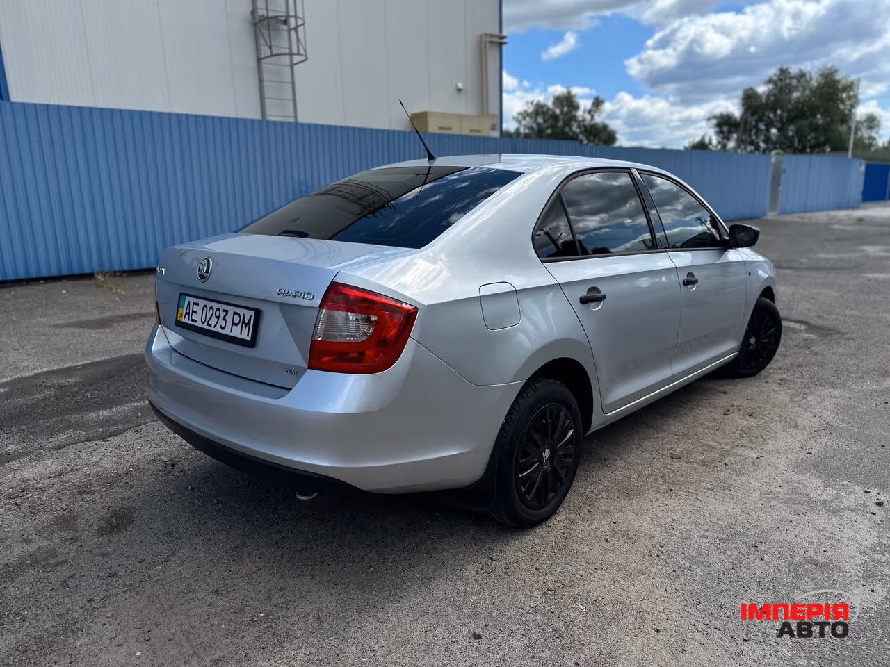 Skoda Rapid - фото 5