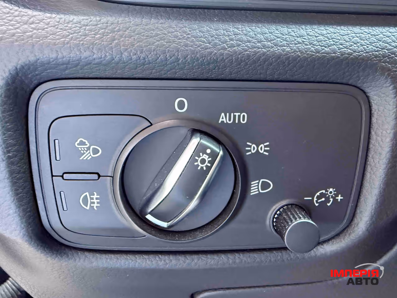 Audi A3 - фото 12