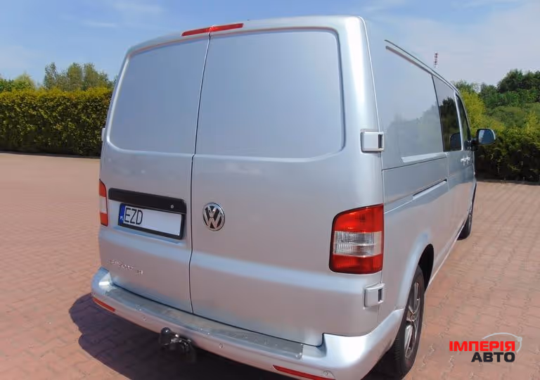 Volkswagen Transporter - фото 6