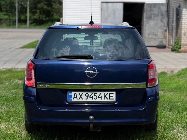 Opel Astra - фото 4