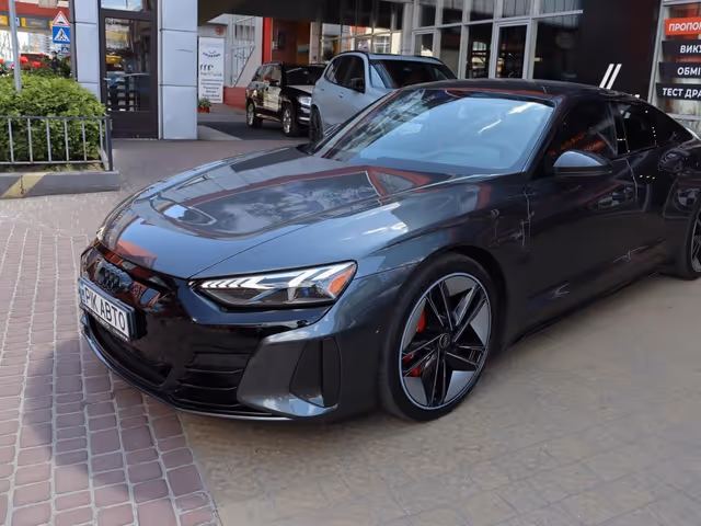 Audi e-tron GT - зображення 2