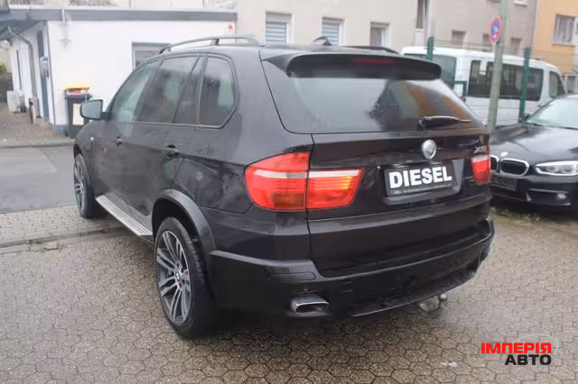 BMW X5 - фото 8