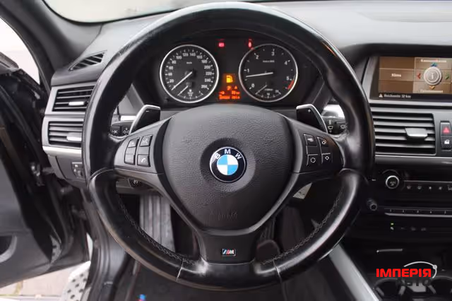 BMW X5 - фото 11