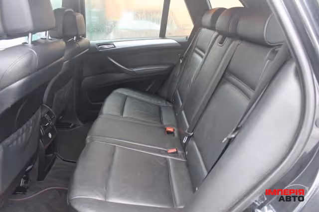 BMW X5 - фото 14