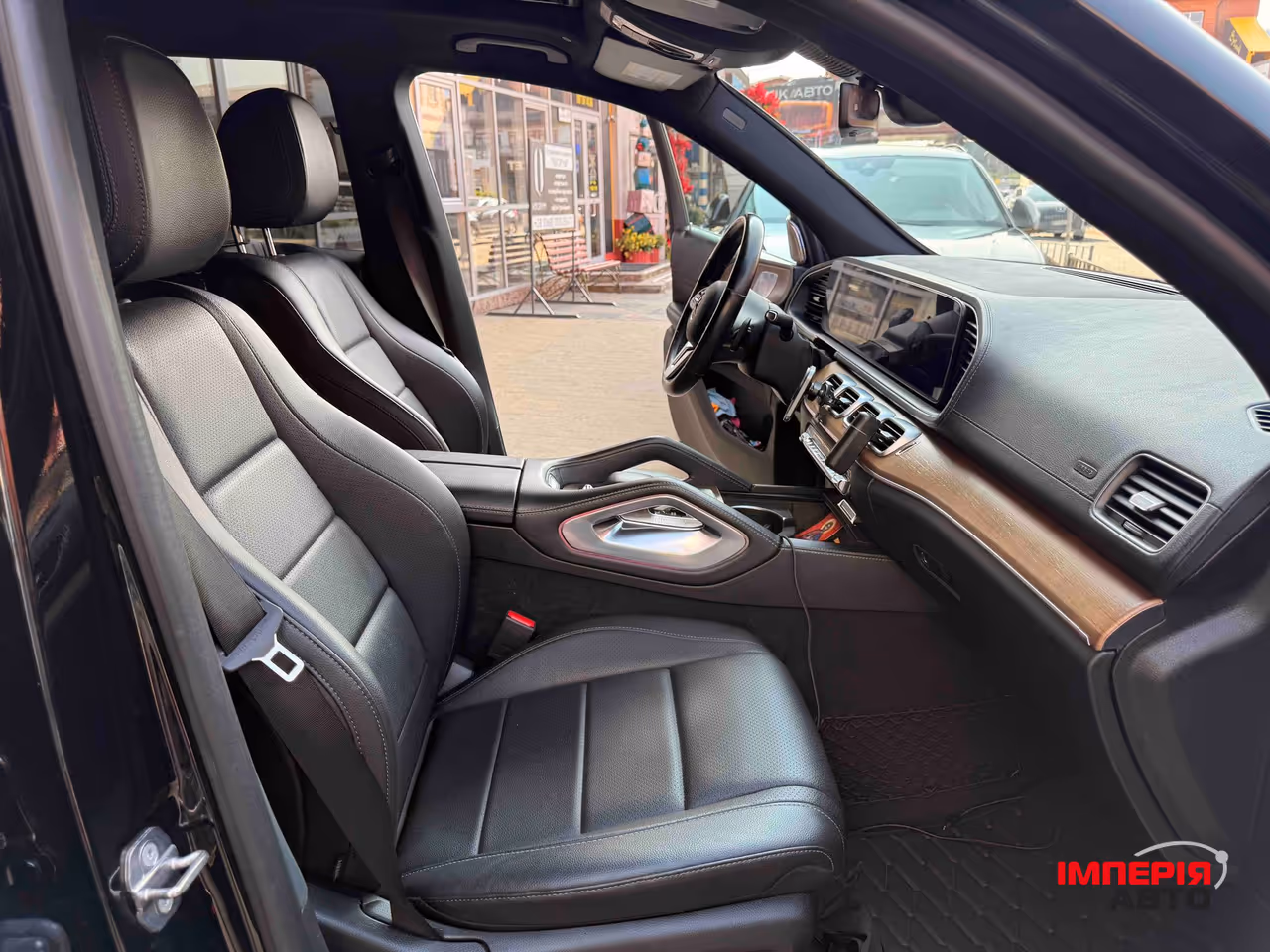 Mercedes-Benz GLS - фото 54
