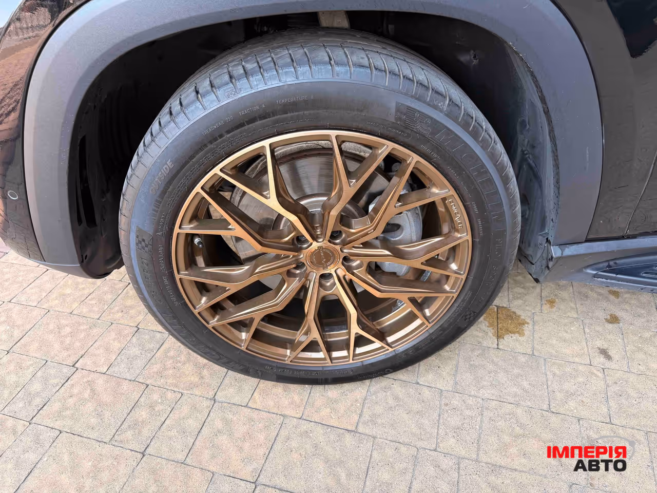 Mercedes-Benz GLS - фото 11
