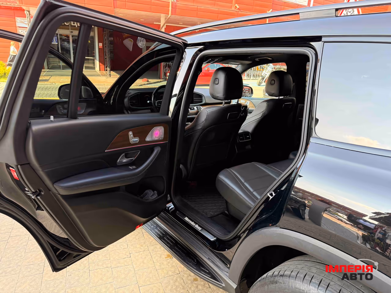 Mercedes-Benz GLS - фото 37