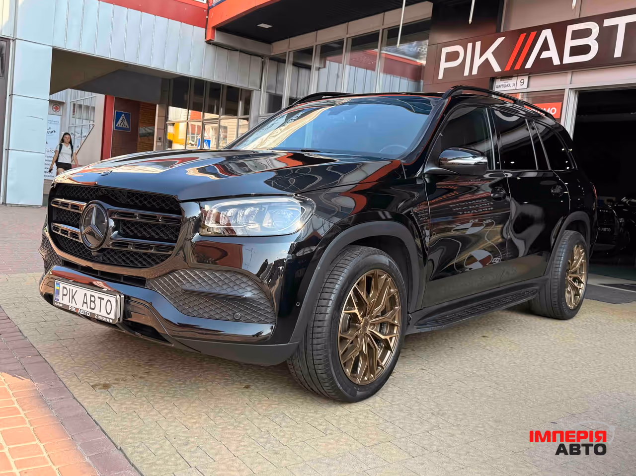 Mercedes-Benz GLS - фото 2