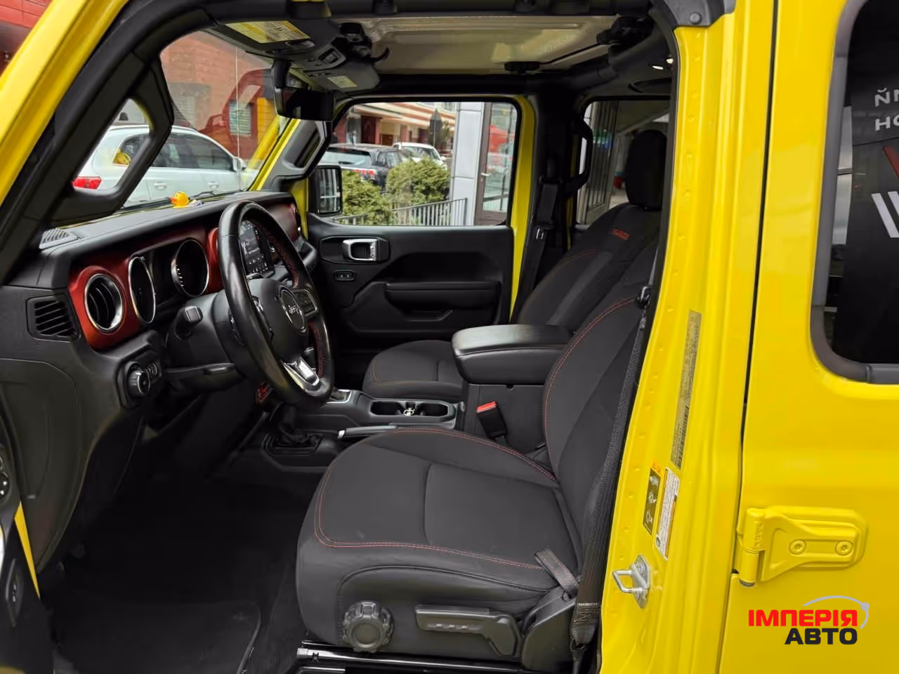Jeep Wrangler - фото 5