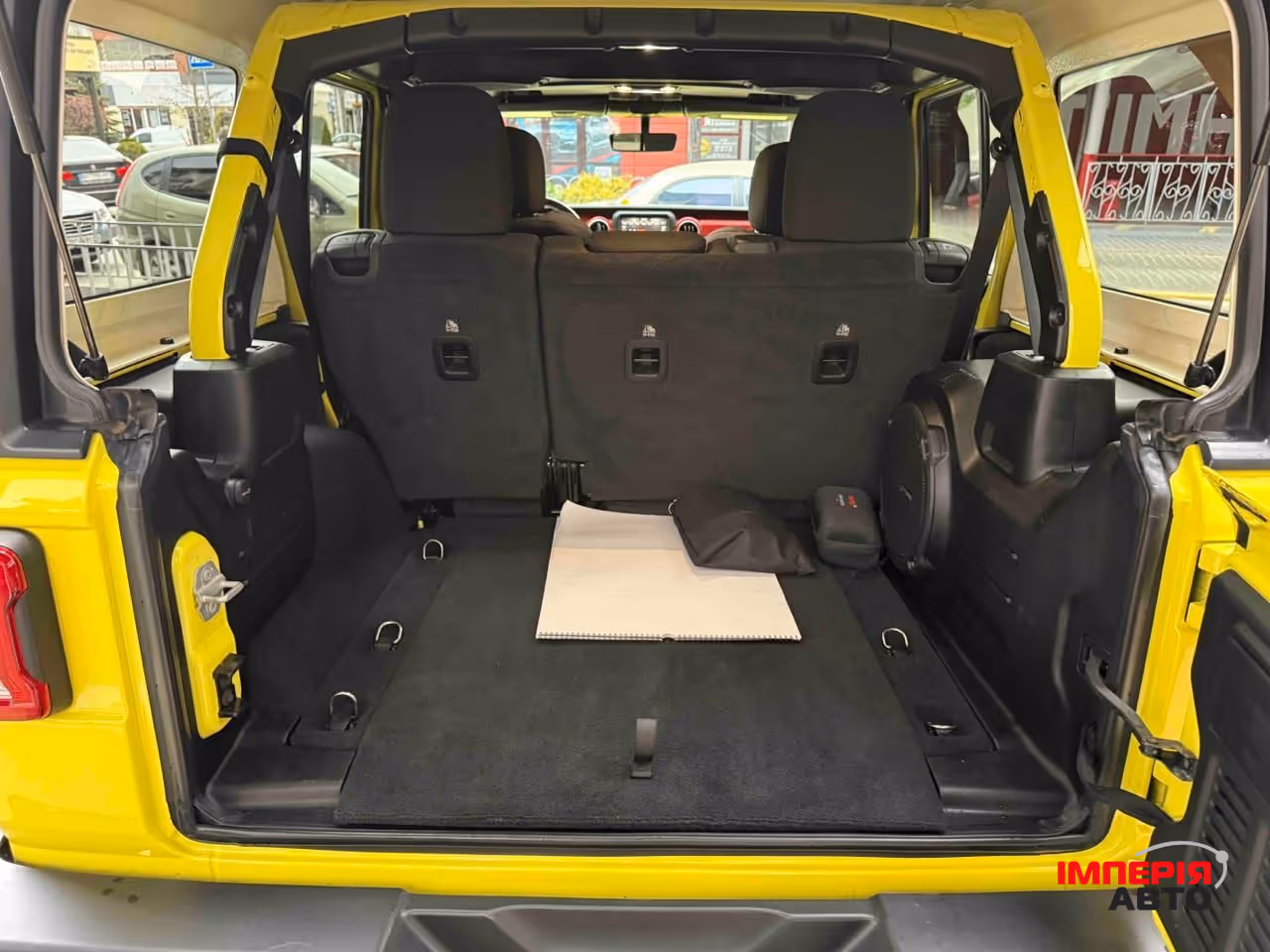 Jeep Wrangler - фото 9