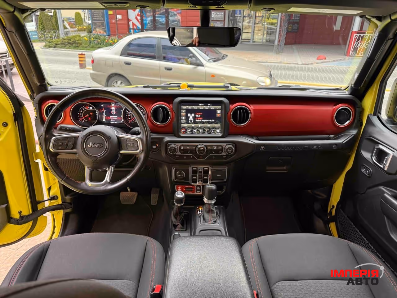 Jeep Wrangler - фото 7