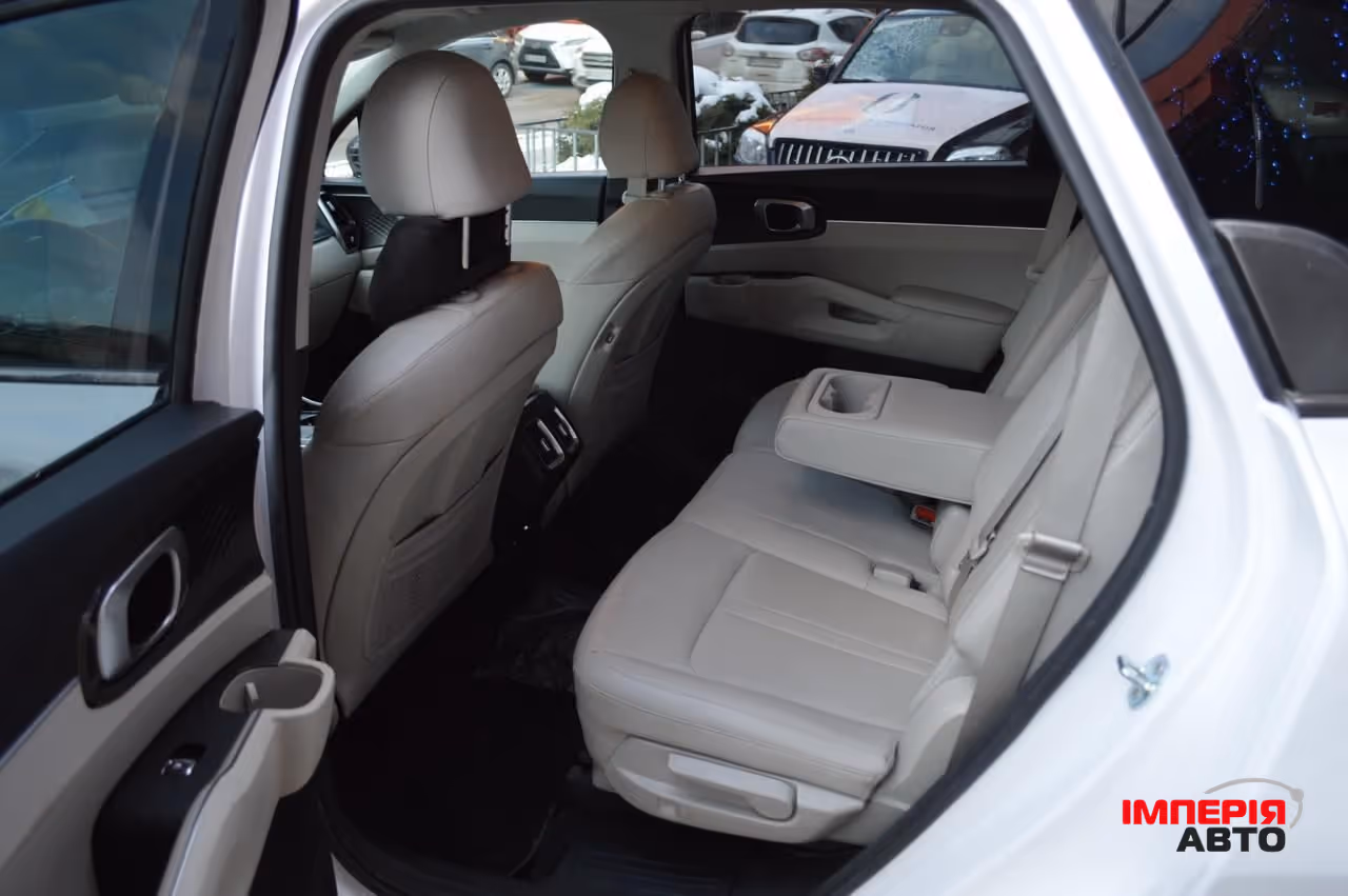 Kia Sorento - фото 6