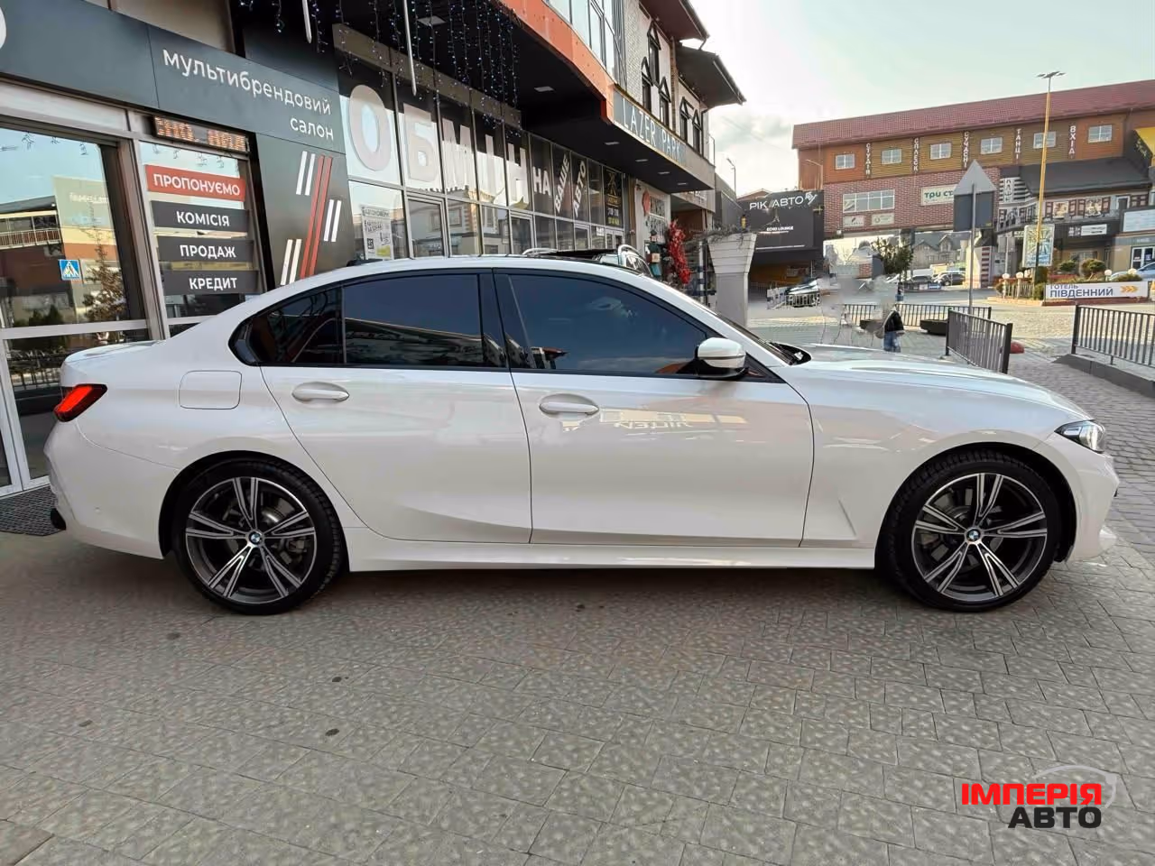 BMW 3 серії - фото 4