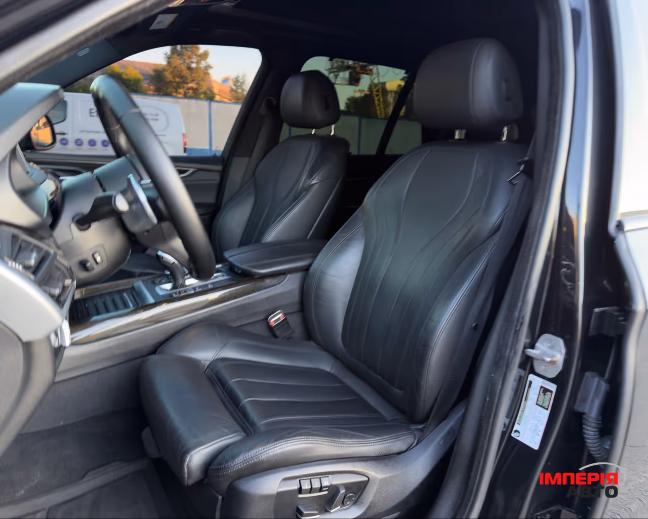 BMW X5 - фото 27