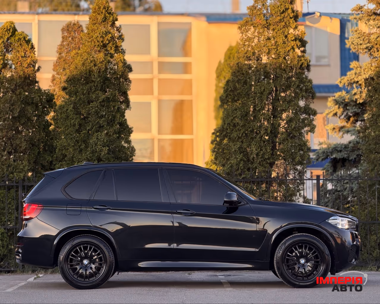 BMW X5 - фото 12