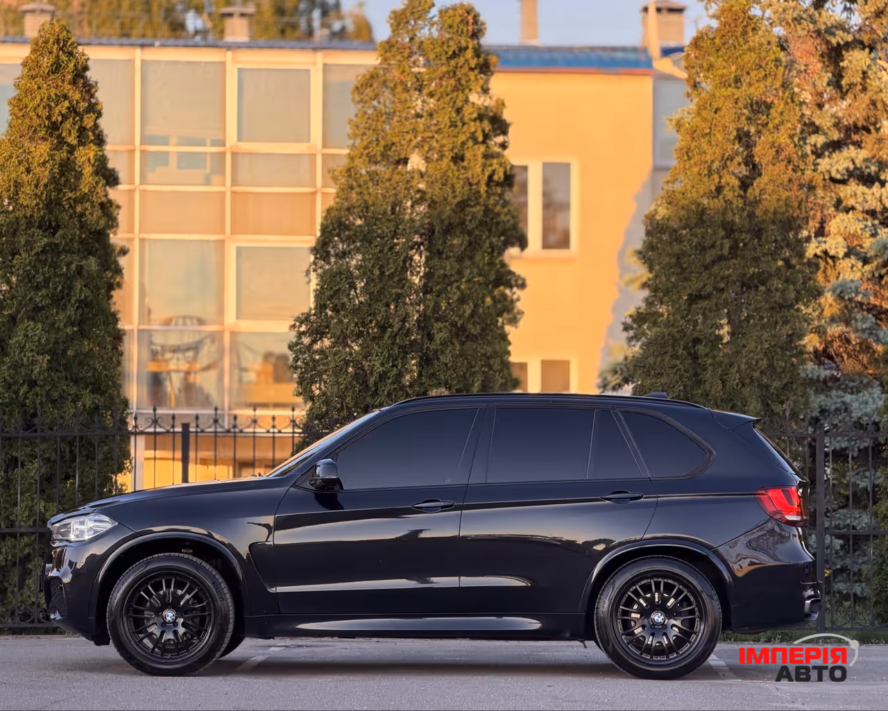 BMW X5 - фото 9