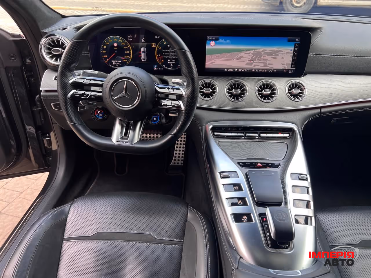 Mercedes-Benz AMG GT - фото 9