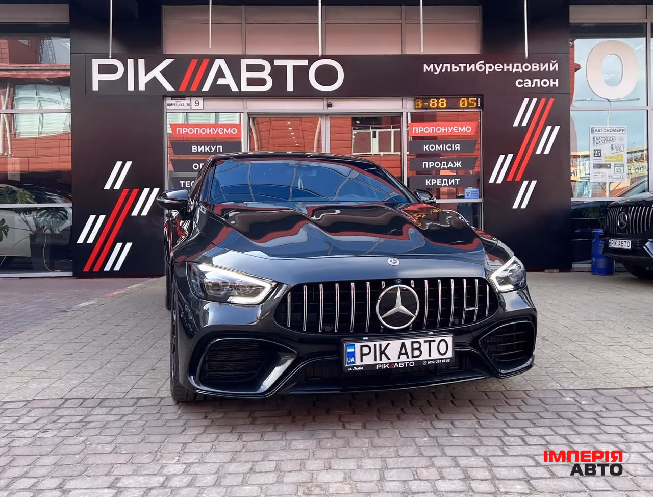 Mercedes-Benz AMG GT - фото 1