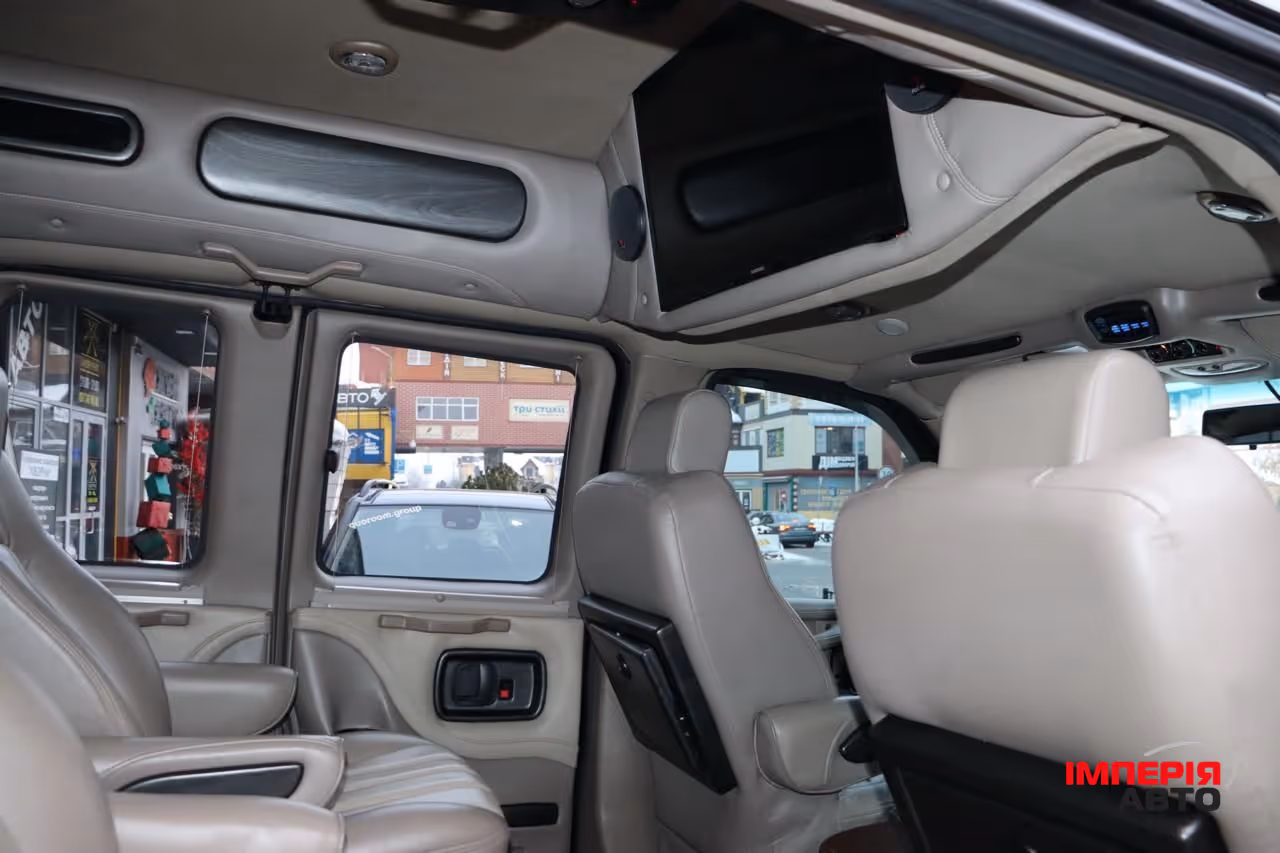 Chevrolet Express - фото 10