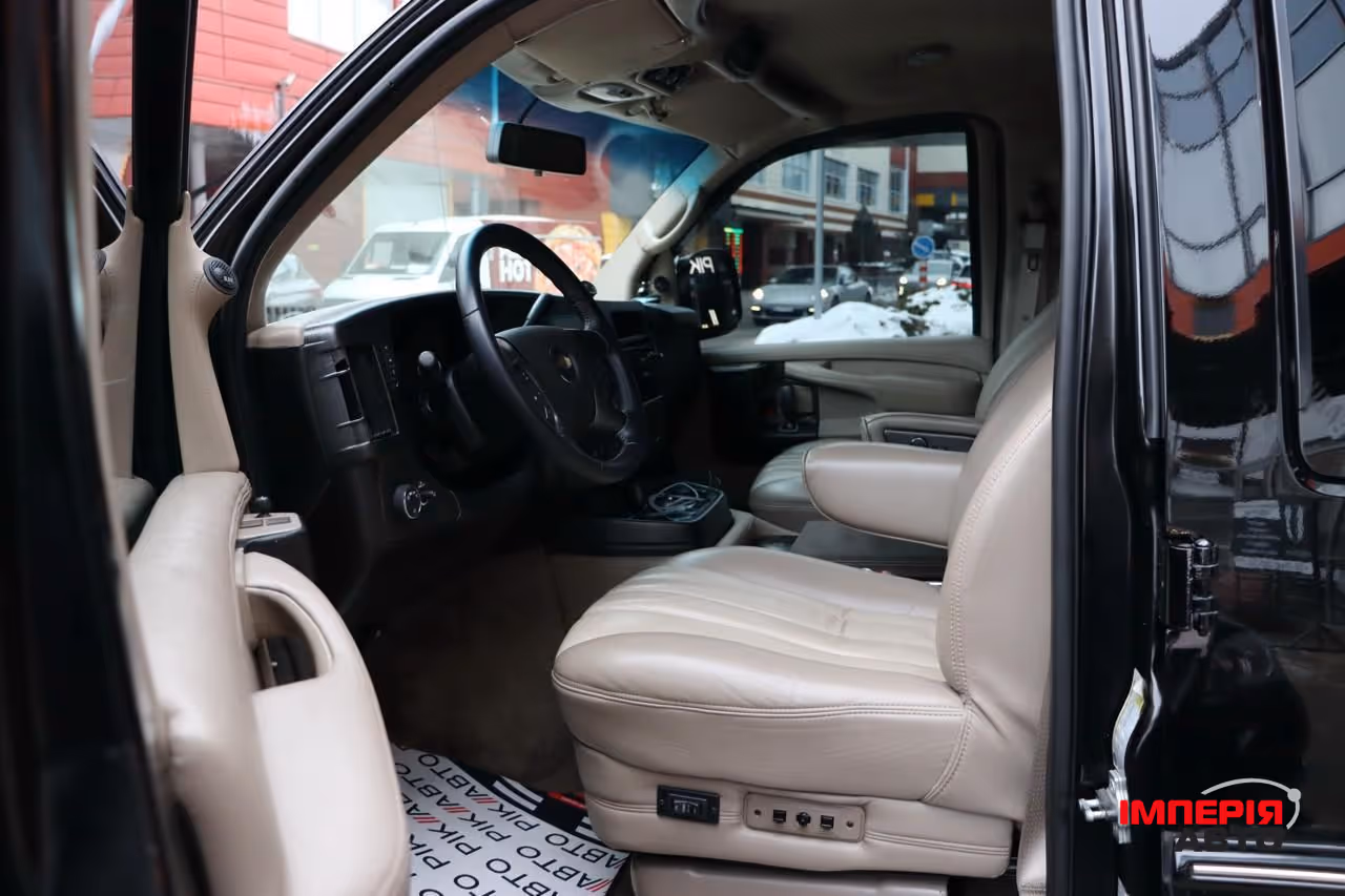 Chevrolet Express - фото 5