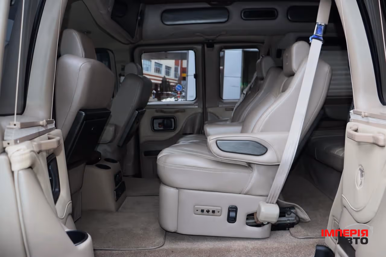 Chevrolet Express - фото 7