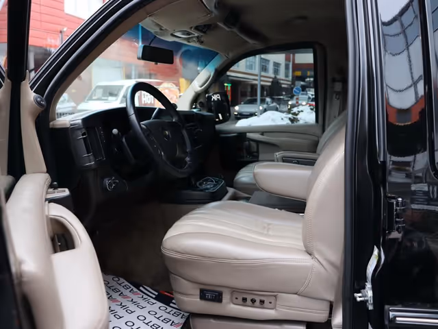 Chevrolet Express - зображення 5