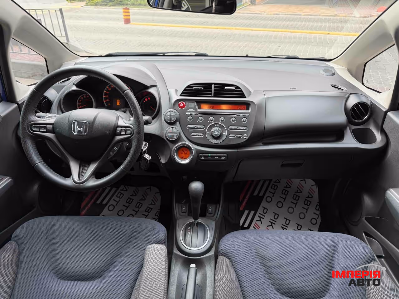 Honda Jazz - фото 8