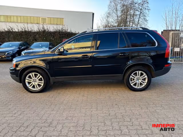 Volvo XC90 - фото 9